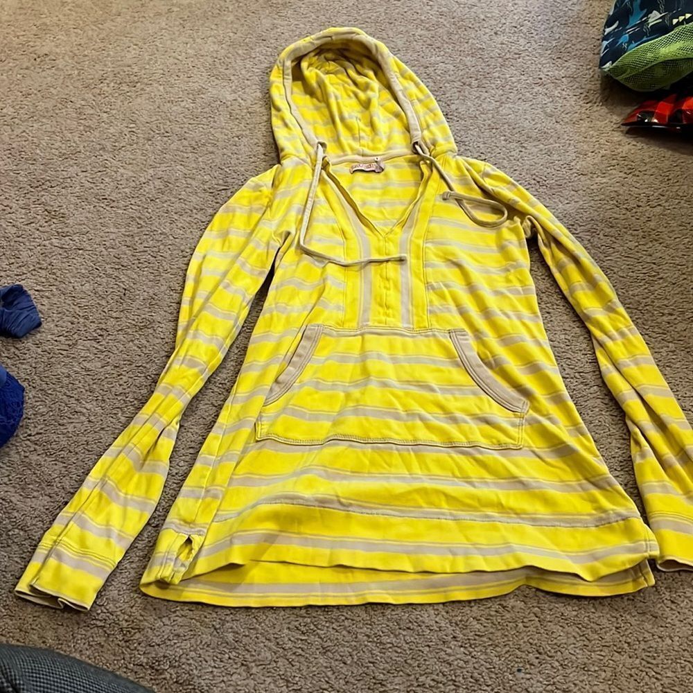 Juicy couture yellow and tan stripe pullover M